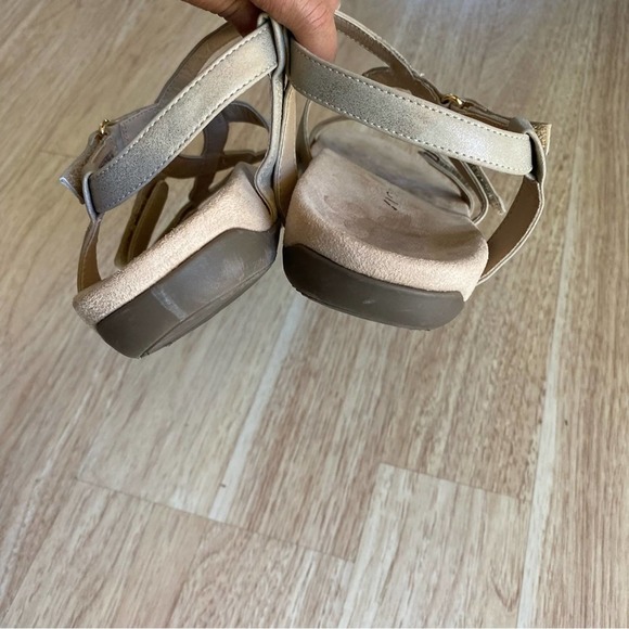Vionic Metallic Creme Comfy Orthotic Jodie Backstrap Sandals Womens Size 10 - Picture 6 of 9